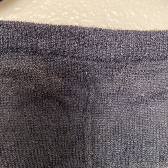 CLUB MONACO| 3/4 sleeve sweater top - Picture 12 of 14